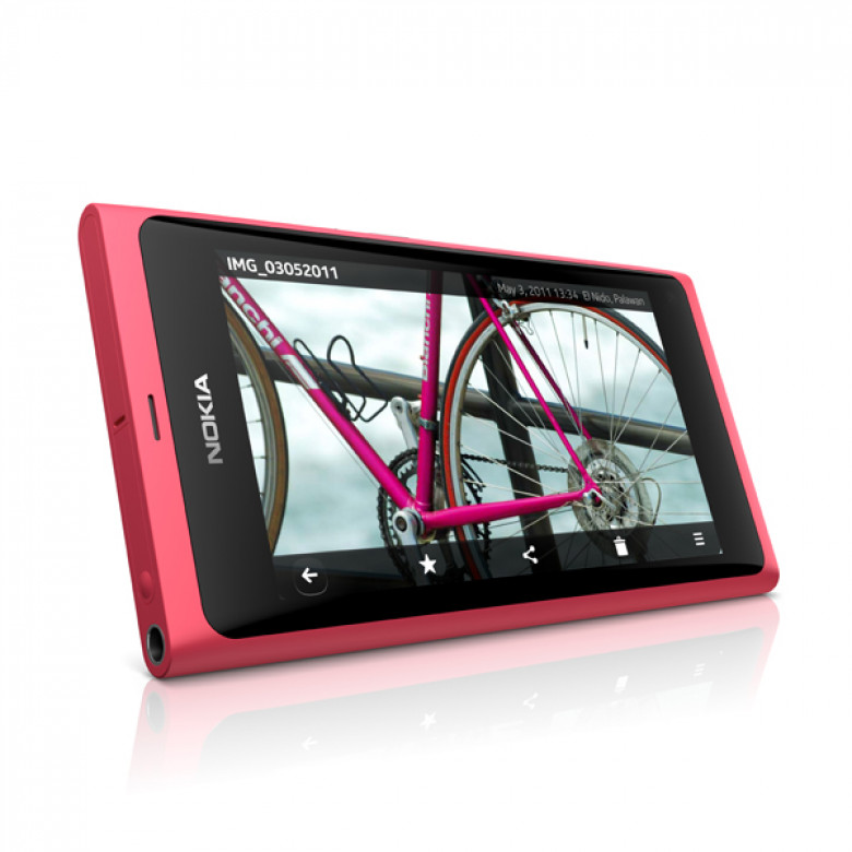 http://media.gizmodo.com.au/wp/2011/06/Nokia-N9_magenta_1.jpg