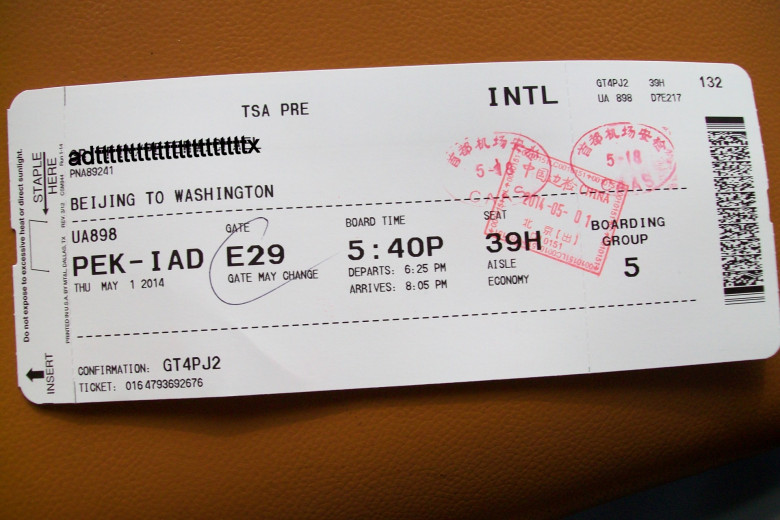 http://www.publicdomainpictures.net/pictures/110000/velka/boarding-pass.jpg
