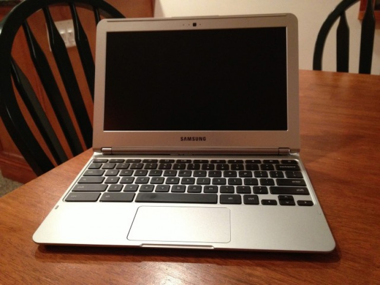 http://cdn.arstechnica.net/wp-content/uploads/2012/11/chromebook-intro-640x480.jpg