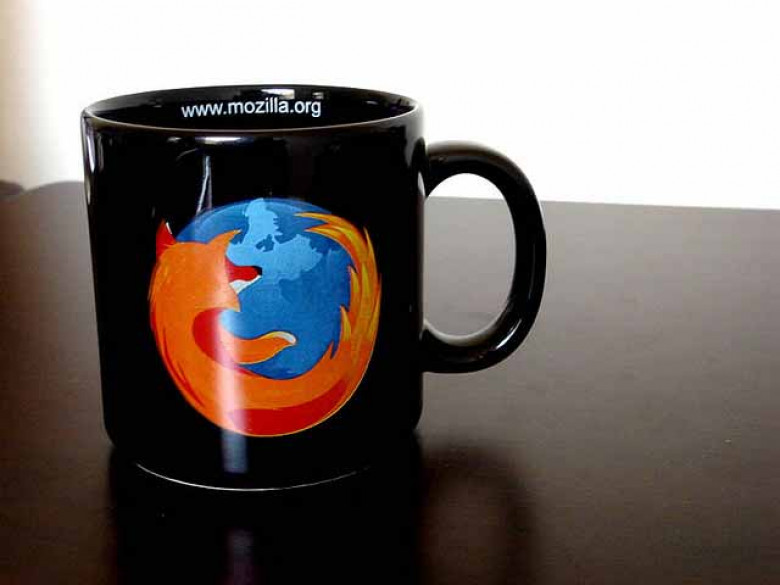 http://images.techhive.com/images/idge/imported/imageapi/2014/10/08/03/firefox-mug-100488040-primary-idge.jpg