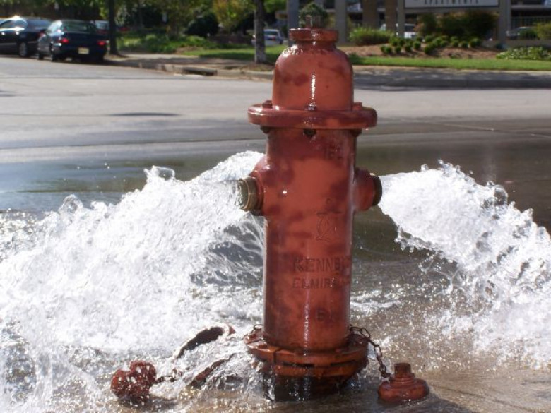 http://cdn.arstechnica.net/wp-content/uploads/2015/12/hydrant-640x480.jpg