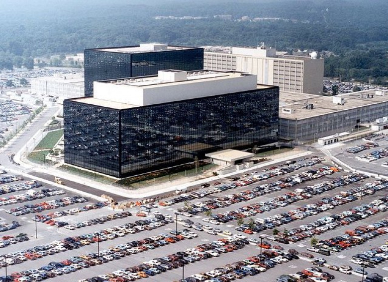 http://cdn.arstechnica.net/wp-content/uploads/2013/08/nsa-hq-640x499.jpg