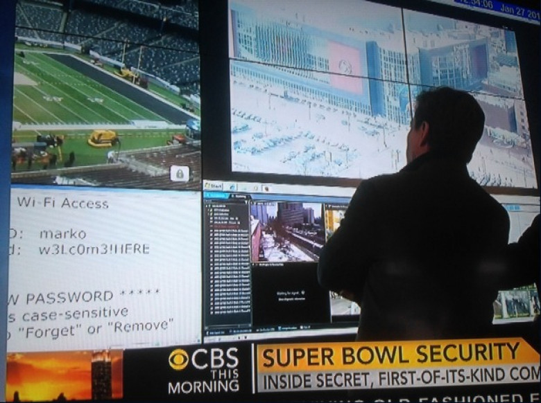 http://cdn-static.zdnet.com/i/r/story/70/00/025865/super-bowl-security-fail-620x463.jpg?hash=MzAvZQx4Am&upscale=1