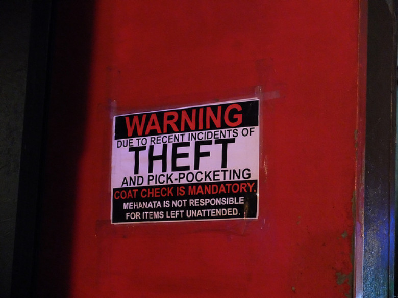 http://cdn.arstechnica.net/wp-content/uploads/2013/08/theft.jpg