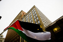 http://www.flickr.com/photos/elhamalawy/2318111570/