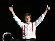 http://simple.wikipedia.org/wiki/Paul_McCartney