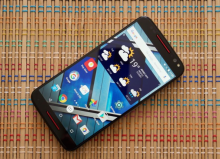 Credit: Arstechnica http://arstechnica.com/gadgets/2015/09/review-its-big-but-at-400-the-moto-x-pure-edition-is-a-safe-bet/
