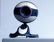 https://upload.wikimedia.org/wikipedia/commons/7/7a/Webcam000c1.jpg