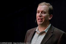 http://photos.hitb.org/index.php/2012-AMS-KUL/HITB2012AMS/CONFERENCE-DAY-1-AND-DAY-2/andy-ellis-chief-security-officer-at-akamai