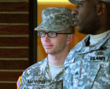 https://en.wikipedia.org/wiki/Bradley_Manning