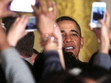 http://static4.businessinsider.com/image/5238db976bb3f7252cb5655a-480-/obama-phones-2.jpg